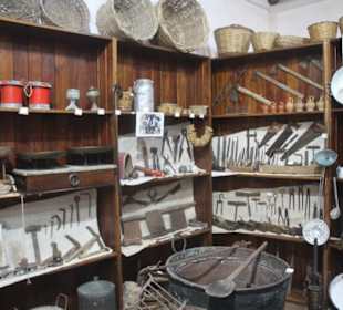 Höhlenstadt des Monte Poro in Zungri