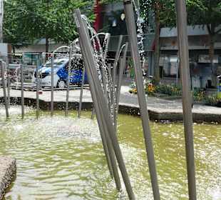 In Aachen beim Röhrenbrunnen (Kurhausstraße)