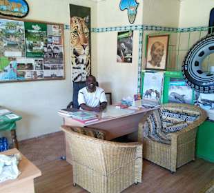 Marco Kamani im Büro UKUNDA