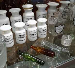 Rundgang durch die Schatzkammer der Glasproduktion