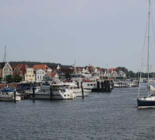 Die Trave an der Vorderreihe von Travemünde