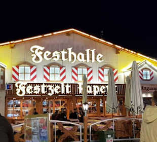 Das einzige Festzelt noch