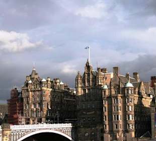 Waverley Bridge