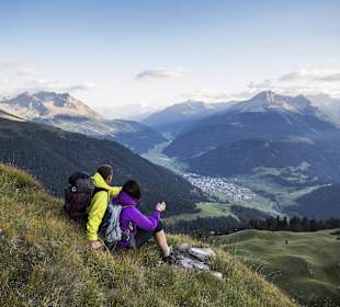 Die Zweisamkeit beim Wandern genießen