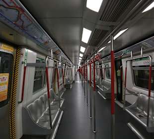 Eine sehr lange Metro