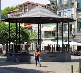 Tanz-Pavillon im Jardim de João Chagas