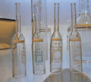 Aus den Schätzen der Krankenhaus-Apotheke