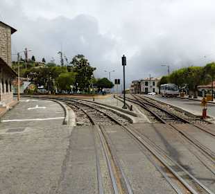 Mitten durch die Kleinstadt