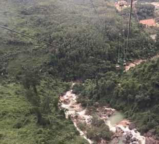 Cable ride Ba Na Hills