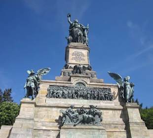 Am Niederwalddenkmal