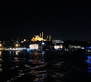 Blick auf die Altstadt am Abend