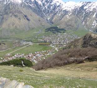Gergetier Dreifaltigkeitskirche - Fernblick
