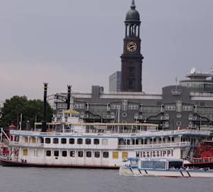 Der Radschaufeldampfer von Reederei Abicht