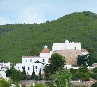 Kirche und Friedhof auf dem Puig de Missa
