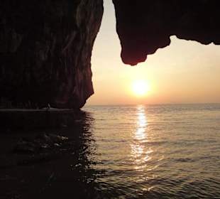 Sonnenaufgang am James Bond Felsen 