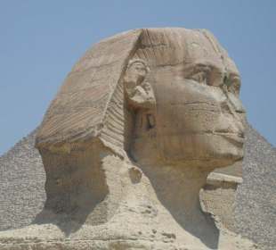 Die Sphinx Statue in Giza Plateau