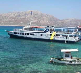 Unser Ausflugsschiff am Anleger von Gramvousa