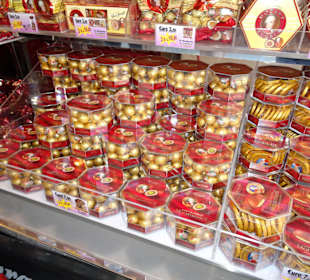 Mozartkugeln auf dem Grünmarkt