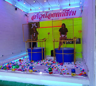 Bummeln über den Ampfawa Floating Markt