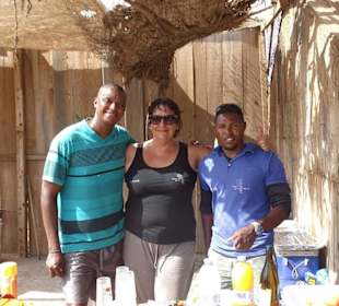 Jonny, Anne & Bitcho