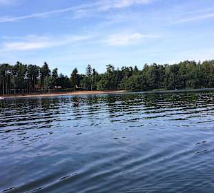 Auf dem Wasser kleiner Brombach