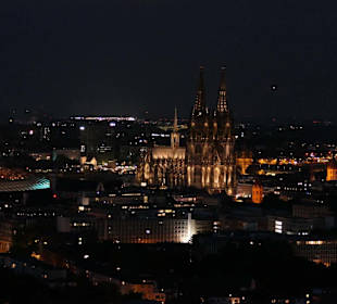 Kölner Dom bei Nacht