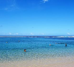 Eindrücke vom Strand in Saint-Pierre