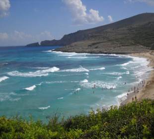 Strand im Nachbarort Cala Mesquida