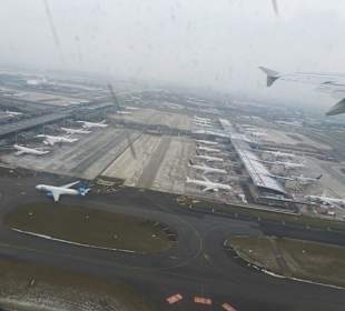 Lotnisko widoczne po starcie