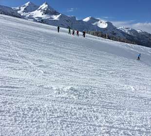 Piste direkt vorm Hotel auch für Anfänger bestens geeignet.