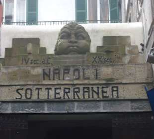 Eingang in die Unterwelt