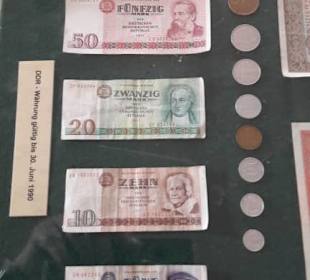Geld der DDR auch ausgestellt