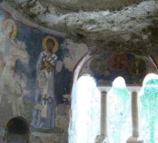 Внутри церкви