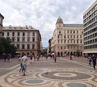 Plac przed Bazyliką św. Stefana