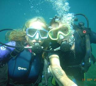 Beim Tauchen mit Alyssa