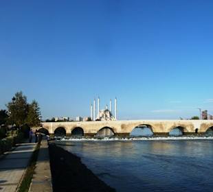 Kaiser Hadrian Brücke