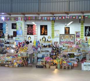 Souvenirshop in der 4. Etage