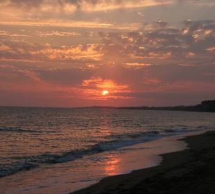Sunset am Marathias Beach