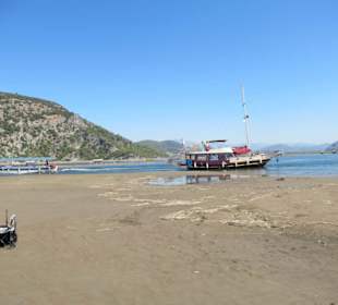 1 Stunde schwimmen , schöner Strand