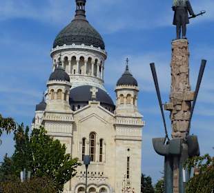 Zeitgenössische Kathedrale - 2000 fertiggestellt