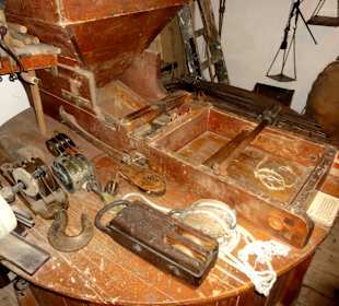 Werkzeuge in der Museumsmühle