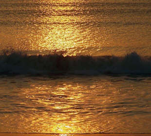 Goldwelle am Kuta-Beach