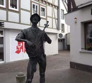 Skulptur Fahrender Sänger