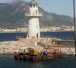 Leuchtturm vom Hafen Alanya