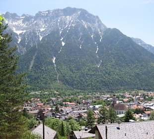 Mittenwald vom Kalvarienberg aus