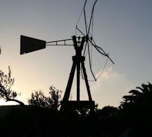 Defekte Windmühle