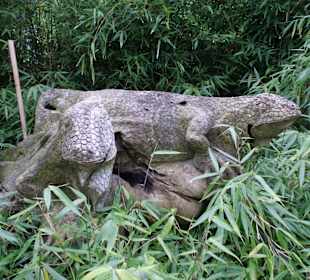 Großechse aus Stein