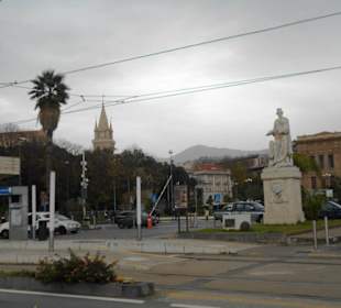 Europaplatz vor dem Rathaus Messina