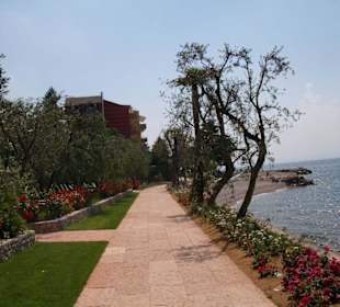 Brenzone, Strandpromenade