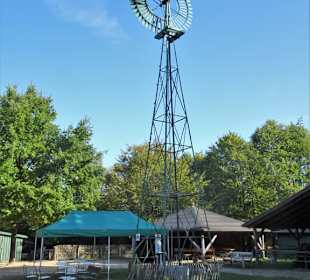 Windrad im Freilichtmuseum am Kiekeberg